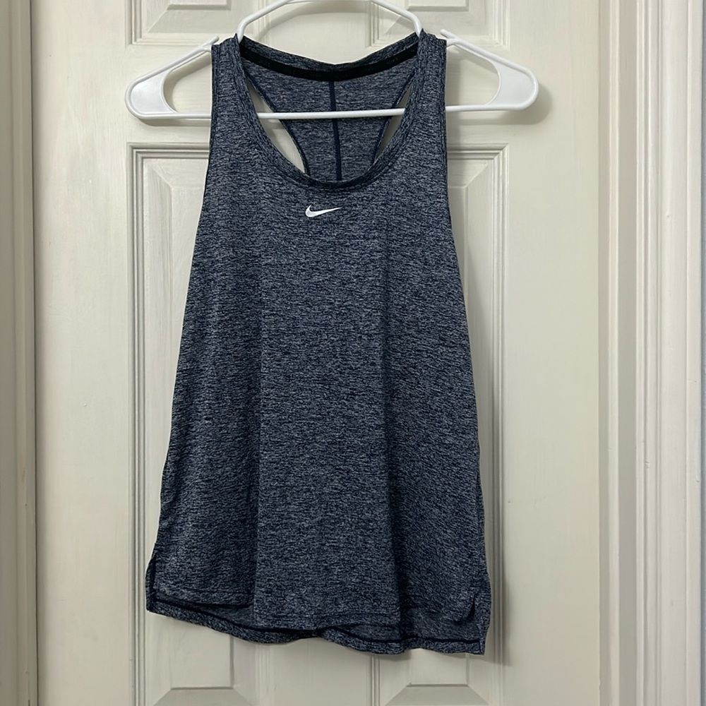 Nike tank